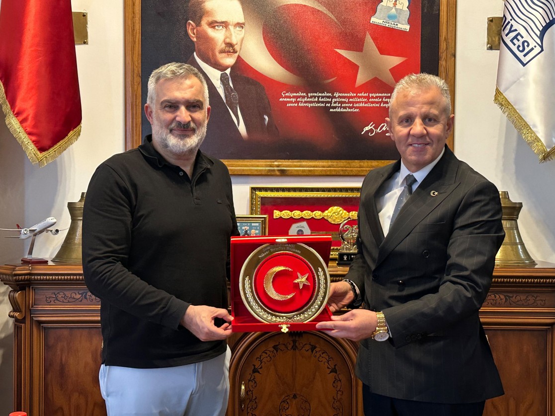 Anadolu Ordu Dernekler Federasyonu Genel Başkanı Mehmet Duman, Belediye Başkanımız Semih Tepebaşı’nı makamında ziyaret etti