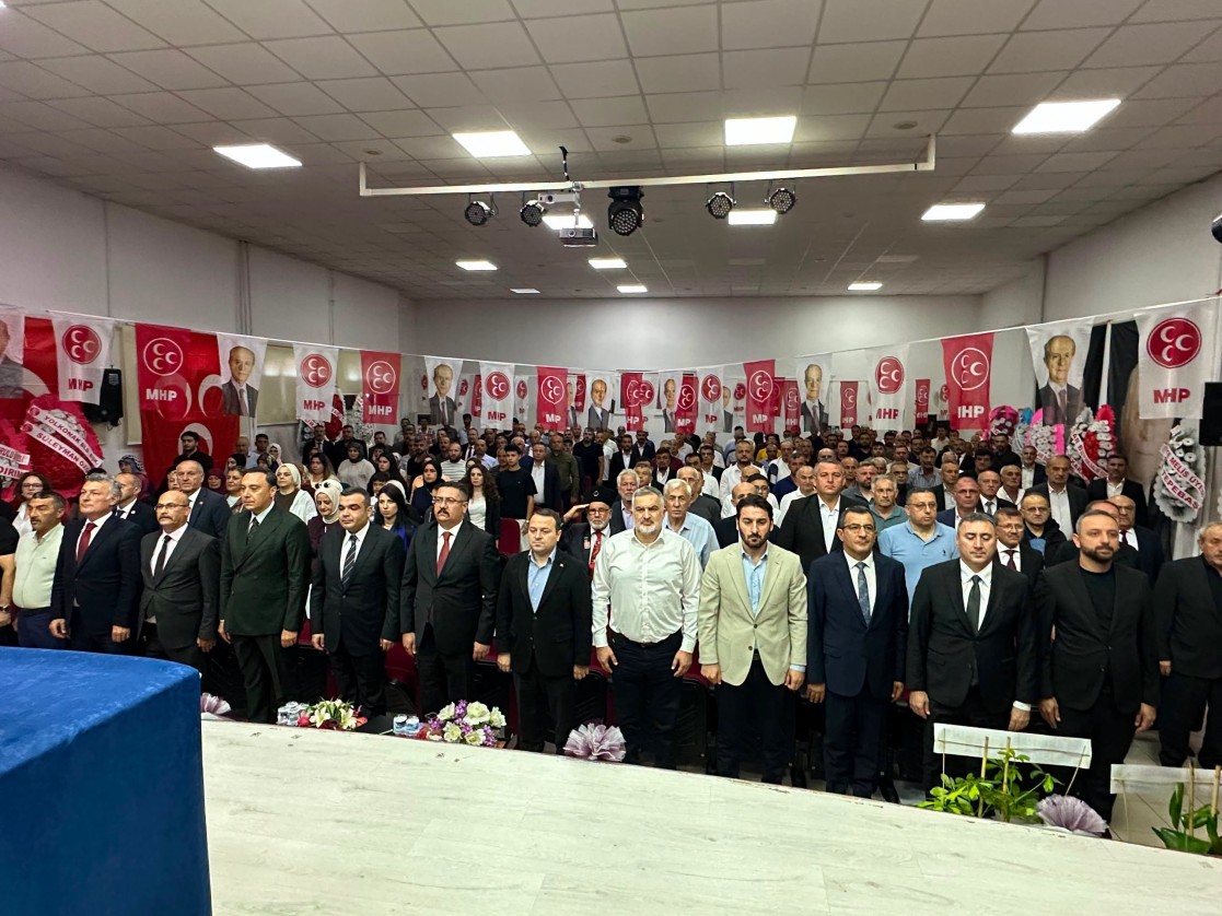 Belediye Başkanımız Semih Tepebaşı, Milliyetçi Hareket Partisi 15. Olağan Niksar İlçe Kongresi’ne katıldı