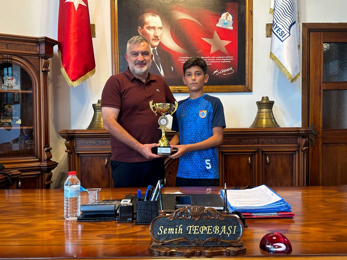 U-13 Gelişim Ligi’nde Şampiyon Niksar Belediye Spor! 🏆⚽